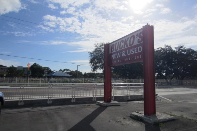 Bucko's is across Myrtle Street from the city's Robert L. Taylor Community Complex. Roger Drouin photo