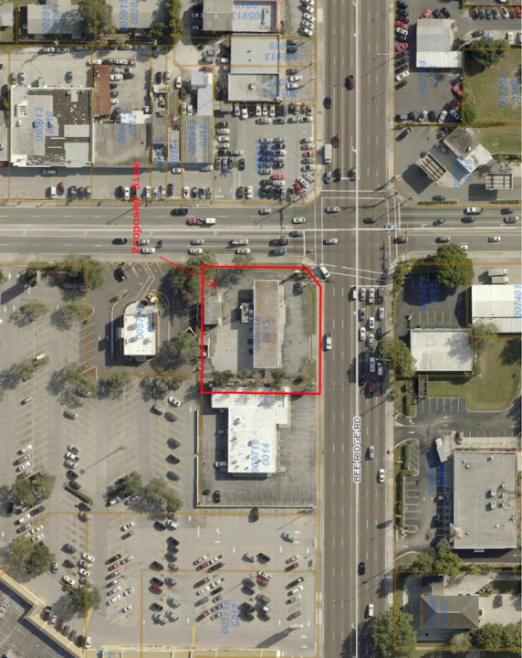 County Zoning Administrator Donna Thompson has issued a Temporary Use Permit to allow a food truck to operate on the site of a Bee Ridge Road service station. Image courtesy Sarasota County