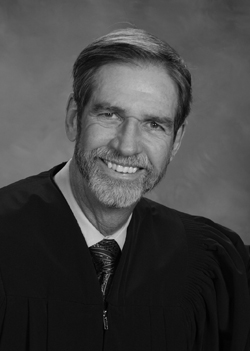 Judge Andrew Owens Jr. Image from the 12th Judicial Circuit website