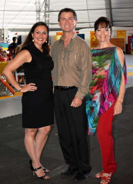(From left) Jennifer Mitchell, Pedro Reis and Dolly Jacobs-Reis. File photo