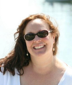 Suzanne Roberge. Photo courtesy Siesta Key Chamber of Commerce