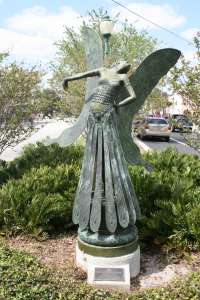 The Butterfly Lady by August Moreau stands at Palm and Cocoanut avenues. Image courtesy City of Sarasota