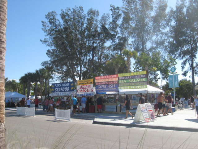 Vendors offered an array of seafood. Photo by Harriet Cuthbert